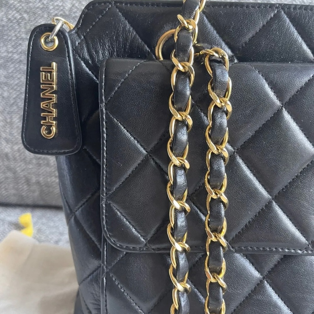 Chanel Black Vintage Large Tote Bag- Rare & Limited Edition- 100% Authentic - Picture 5 of 10
